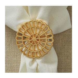 Anneaux de serviette en métal doré et ivoire, porte-serviettes sculptés dorés et ivoire pour mariage et occasions spéciales - Product Image 2