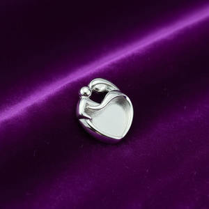 Pendentif en argent sterling 925 plaqué or avec sertissage en forme de cœur de 10 mm, design luxueux mère-bébé, fabrication de bijoux en résine DIY - Product Image 1