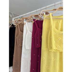 Conjunto de Punto Transpirable con Detalles de Perlas y Flores 10100 - Product Image 2