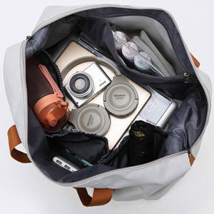 Bolsa de Gimnasio de Gran Capacidad, Estilo Casual, Portátil, para Viajes, Bandolera de Fitness, de Poliéster, Resistente al Agua, para Distancias Cortas - Product Image 4