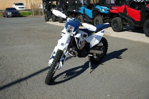 NOUVELLE <span class=keywords><strong>Moto</strong></span> <span class=keywords><strong>Husqvarna</strong></span> TE 150 2026 – Nouvelle <span class=keywords><strong>Moto</strong></span> Tout-Terrain - Product Image 2