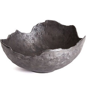 Bol décoratif en laiton et aluminium raffiné, fait main et personnalisé, finition premium, bols de service pour hôtel, décoration de la maison et de la table - Product Image 1