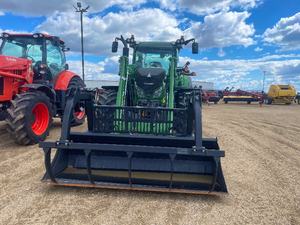 Offre Spéciale original 2021 FENDT 724 VARIO tracteur pour l'agriculture - Product Image 3