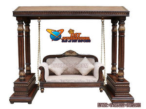 Balançoire en bois sculptée à la main, aspect brillant en noyer traditionnel, balançoire intérieure en bois sculpté à la main/oonjal en teck, balançoire sculptée à la main en Australie - Product Image 3