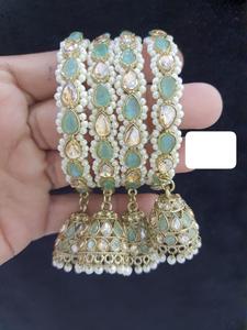 Brazaletes bordados boho-chic hechos a mano, accesorios de moda para uso diario, eventos culturales, estilo festivo de la India - Product Image 2