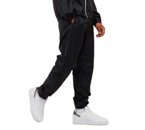 Conjunto de Dos Piezas de Pantalones Deportivos Casuales con Capucha y Chaqueta Cortavientos Estampada de Invierno de Talla Grande con Diseño Moderno y Logotipo Personalizado para Hombre - Product Image 5