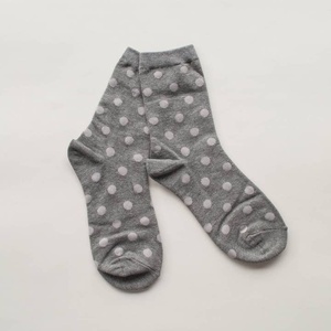 ODM Polka Dot Patterns Soft Cotton Crew Calcetines Antibacterianos Ropa informal diaria para hombres y mujeres Fábrica certificada - Product Image 5