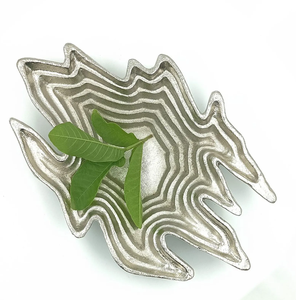 Bol de service alimentaire créatif en métal aluminium design unique bol de service de fruits en métal argenté pour les fêtes de mariage - Product Image 1