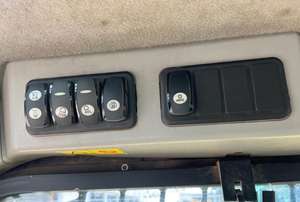 Chargeuse compacte Caterpillar 246D de 2016, matériel d'occasion avec composants principaux - boîte de vitesses et palier de moteur - Product Image 5