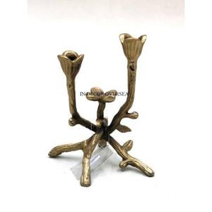 Vente en gros de bougeoirs de haute qualité en métal plaqué or et verre transparent fabriqués de façon unique et fantaisiste - Product Image 6