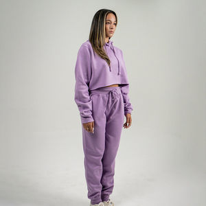 Conjunto de Ropa Deportiva de Dos Piezas, Top Corto y Pantalones Jogger, Estilo Urbano, Marca Privada de Fabricante Personalizado, Algodón - Product Image 3