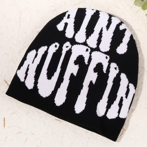 Vente en gros Bonnets tricotés chauds personnalisés pour hommes Bonnet ajusté d'hiver à grand logo fait main - Product Image 6