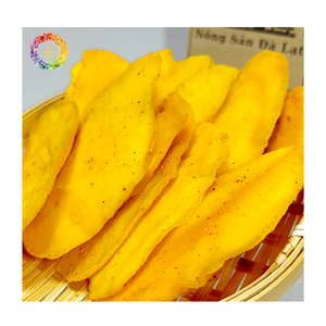 Mangue séchée douce au chili et au sel, saveur douce et épicée, collation tropicale fabriquée au Vietnam, tranches de mangue séchée douce au chili mélangées au sel - Product Image 3