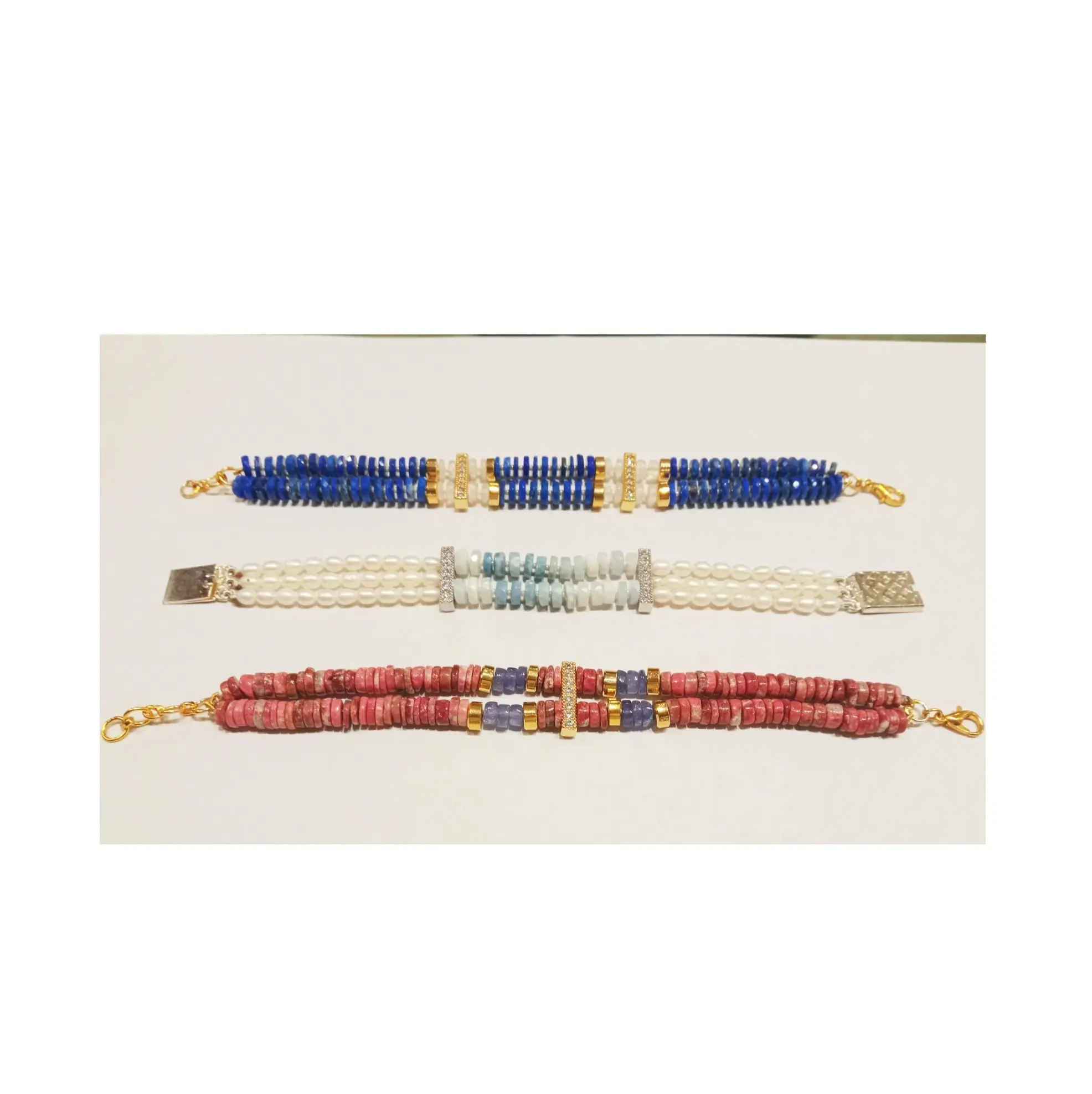 Elegante natürliche Lapis faceted Heishi-Perlen-Armbänder für Damengebrauch zu Großhandelspreisen aus Indien verfügbar
