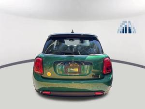 มินิ คูเปอร์ เอสอี อิเล็กทริก แฮทช์แบ็ก รุ่นใหม่ล่าสุด ปี 2021 - รถซีดานขนาดกะทัดรัดสมรรถนะสูง ขับเคลื่อนสี่ล้อ กำลัง 522 แรงม้า - Product Image 4