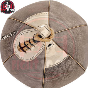 Sac de frappe de boxe de haute qualité et résistant avec tissu Oxford, options personnalisables, remplissage de sable - Taille moyenne - Product Image 3