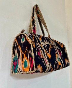 Ikat ผ้าฝ้ายสีดำกระเป๋าดัฟเฟิลกีฬาหรูหราผ้าควิลท์ความจุขนาดใหญ่ทนทานเดินทางข้ามคืน - Product Image 2