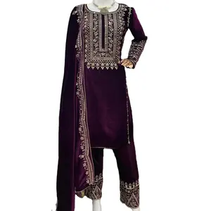 Dernier Designer Viscose Velvet Broderie Séquence Travail Salwar Suit Par Fab Zone - Product Image 1