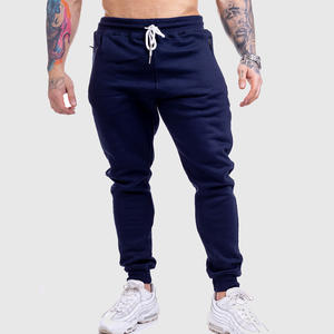 Hot Deal Survêtements unis pour hommes Meilleurs survêtements d'hiver 2 pièces pour hommes avec logo personnalisé Meilleure qualité Ensemble 2 pièces sweat à capuche et jogging - Product Image 4