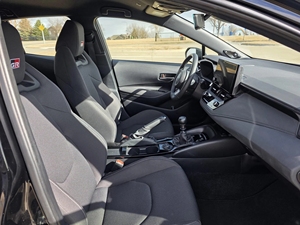 Toyota GR Corolla Core 2023, Motor Turboalimentado de 1.6 Litros y Tres Cilindros en Línea, Transmisión Manual de Seis Velocidades - Product Image 6