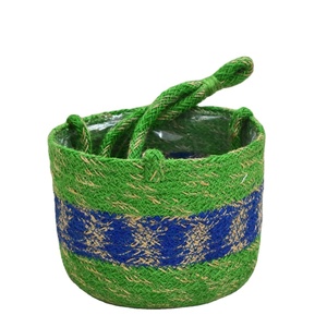 Cintre vertical Art déco en corde de jute fait à la main, panier suspendu, jardinière, pot de fleurs au Bangladesh - Product Image 3