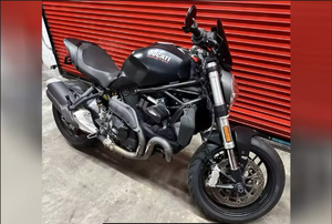 Moto Ducati Monster 821 Dark Stealth prête à rouler – Offre spéciale 2026 - Product Image 2