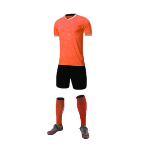 Uniforme de Fútbol Corto, Resistente, 100% Poliéster, Secado Rápido, Transpirable, Personalizable en Color/Logotipo/Talla, Servicio OEM para Equipos/Clubes/Partidos - Product Image 3