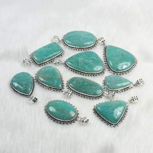 จี้สร้อยคอพลอยอเมซอนสีเขียวจี้ดีไซน์เนอร์ทำเครื่องประดับสร้อยคอจี้ชุบเงิน - Product Image 3