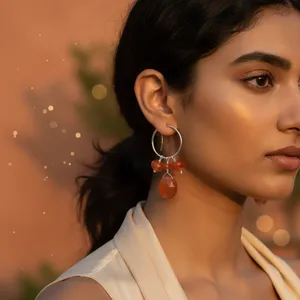 Boucles d'oreilles créoles en or blanc pour femmes avec pierre de cornaline orange, styles pendantes et à clous, bijoux de fête, cadeau avec des accents de perles et de diamants - Product Image 2