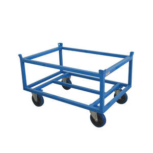 Transpaleta Industrial Alta con 4 Ruedas Giratorias y Frenos - Product Image 1