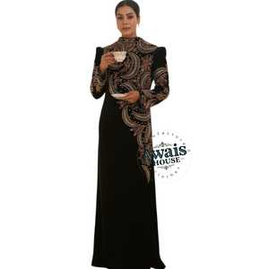 Caftán Abaya Islámico Modesto de Terciopelo AWAIS HOUSE - Cuello Alto, Manga Larga, Largo hasta el Suelo, Talla Grande, Estilo Marroquí, Hecho a Mano con Cuentas - Product Image 5