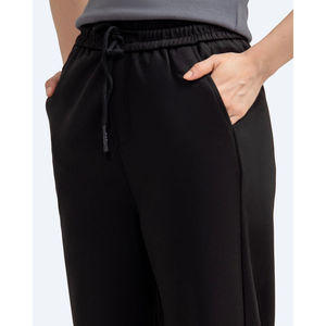 Pantalons de survêtement pour femmes Taille haute Longueur longue Confortable en coton Vêtements de jogging avec logo personnalisé pour les sports d'hiver Pantalons de survêtement pour femmes - Product Image 5