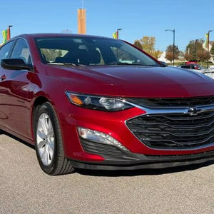 2021 d'occasion Chevroletee Malibu LT - Product Image 1
