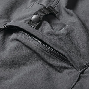 กางเกงขาสั้นผู้ชายสำหรับฤดูร้อน แบบสปอร์ต สีพื้น ซิปหน้า แห้งเร็ว ระบายอากาศดี เหมาะสำหรับตกปลา เดินป่า ขี่มอเตอร์ไซค์ - Product Image 4