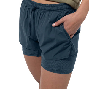 Short double couche taille haute pour femme tissu coupe confortable avec décoration de logo vêtements actifs cordon de serrage taille à vendre - Product Image 1