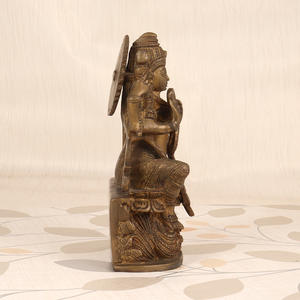 Sculpture en position assise de déesse Laxmi antique faite à la main Figurine en laiton indien Statue pour la décoration intérieure article cadeau SNI-193 - Product Image 5