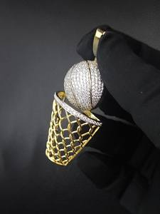 VVS Moissanite Diamond Basket Ball Pendant 925 Sterling Silver Chapado en oro Regalo personalizable para él Colgantes de moda Charms - Product Image 3