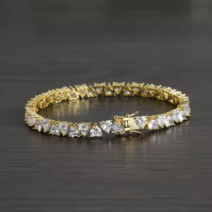 สร้อยข้อมือเทนนิสชุบทองเพชรโมอิส10K น้ำหนักเบาใส่สบายความยาว4.50มม. ประกายหรูหราของขวัญสำหรับงานเลี้ยงทุกวัน - Product Image 5