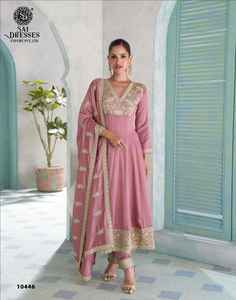 ด้าย zari แบบพรีเมียมปักโพลีเอสเตอร์จอร์เจียที่มีความยาวถึงพื้นไม่ยับและไม่ยับ - Product Image 5