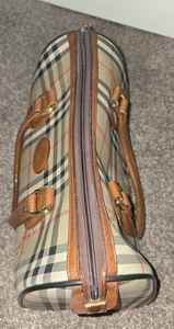 กระเป๋าเดินทางดัฟเฟิลสุดหรูพร้อมพิมพ์โลโก้ตามสั่ง คุณภาพสูง ความจุขนาดใหญ่ เหมาะสำหรับออกกำลังกาย ท่องเที่ยวกลางแจ้ง - Product Image 2