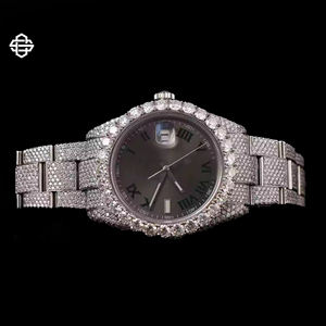 Montre à quartz de luxe pour homme avec pierres en moissanite, bracelet en acier inoxydable, cadran à chiffres romains, fonction jour/date, mouvement ETA, tendance - Product Image 4