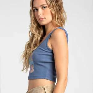 Camiseta sin mangas suave y transpirable para Mujer | Camiseta ligera sin mangas para días casuales y estilo de vida activo - Product Image 2