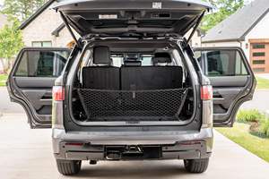 Sequoia Platinum 2023 4x4, Motor V6 Twin-Turbo de 437 hp, Equipamiento de Alta Gama, Sin Modificaciones - Product Image 5