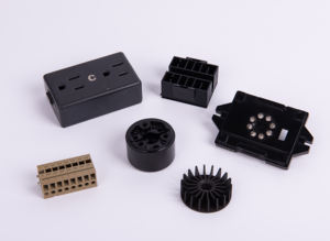 Pièces en plastique de qualité UL ISO 9001 de machines de précision - Product Image 3