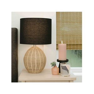Lámpara de Mesa de Diseño Rústico Hecha a Mano con Mimbre y Luz LED Blanca Cálida, Lámpara Decorativa de Escritorio - Product Image 1