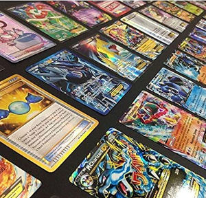 การ์ดโปเกมอนแบบคละลาย ชุด 50 ใบ การ์ดโปเกมอนแบบคละลาย - ชุด 50 ใบ พร้อมการ์ดวีโปเกมอนที่รับประกัน - Product Image 1