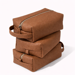 Organisateur de sac de voyage portable en cuir avec fermeture éclair, trousse de toilette de luxe tendance, sacs de rangement cosmétiques imperméables et écologiques - Product Image 1