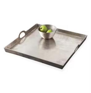 Plateau de service en métal durable conçu pour une utilisation à long terme dans les restaurants et cafés à domicile - Product Image 3