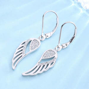 Orecchini Pendenti a Forma di Angelo in Argento Sterling con Cristalli, Placcati in Oro, Design con Chiusura a Leva per Matrimoni Cristiani, con Perle e Diamanti - Product Image 1