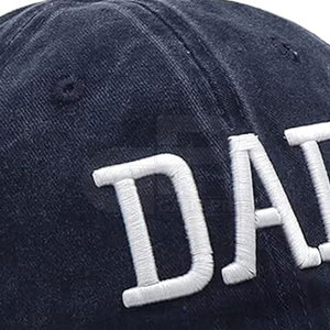 หมวกวันพ่อที่ดีที่สุดสำหรับคุณพ่อ พร้อมดีไซน์ปักลายด้านหน้าตามสั่ง และทรงปีกโค้งแบบคลาสสิก - Product Image 4